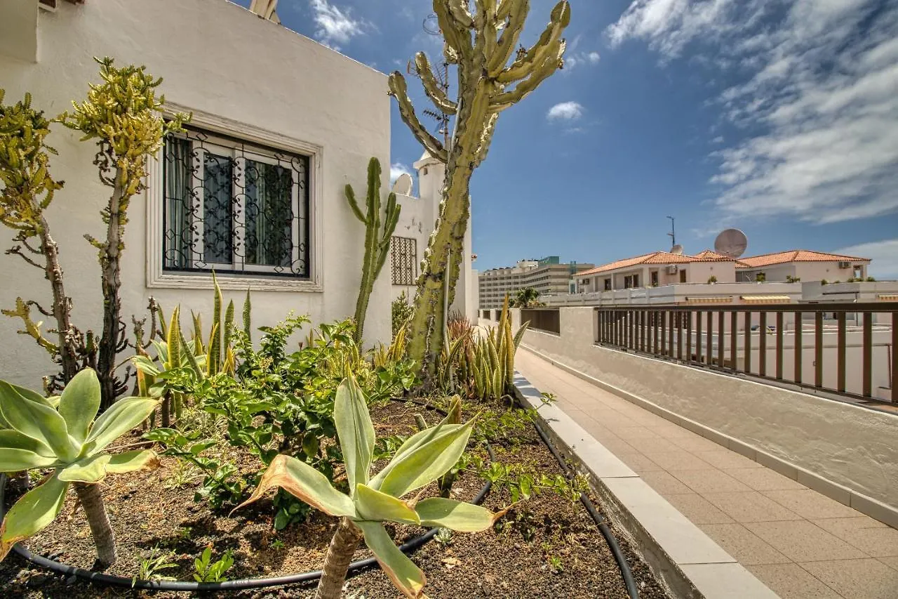 Lovely 2-Bed Apartment & Jacuzzi Terrace & Pool Playa Fanabe