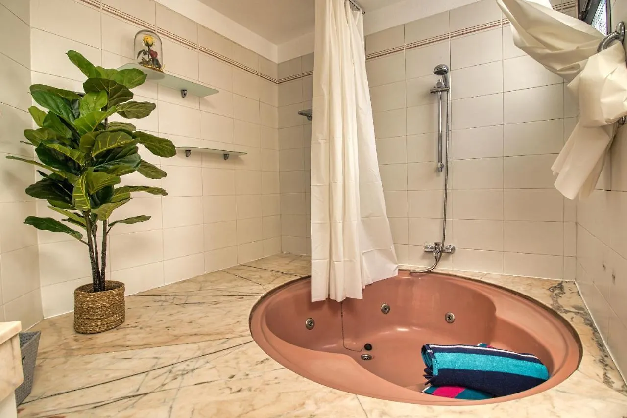 Lovely 2-Bed Apartment & Jacuzzi Terrace & Pool Playa Fanabe